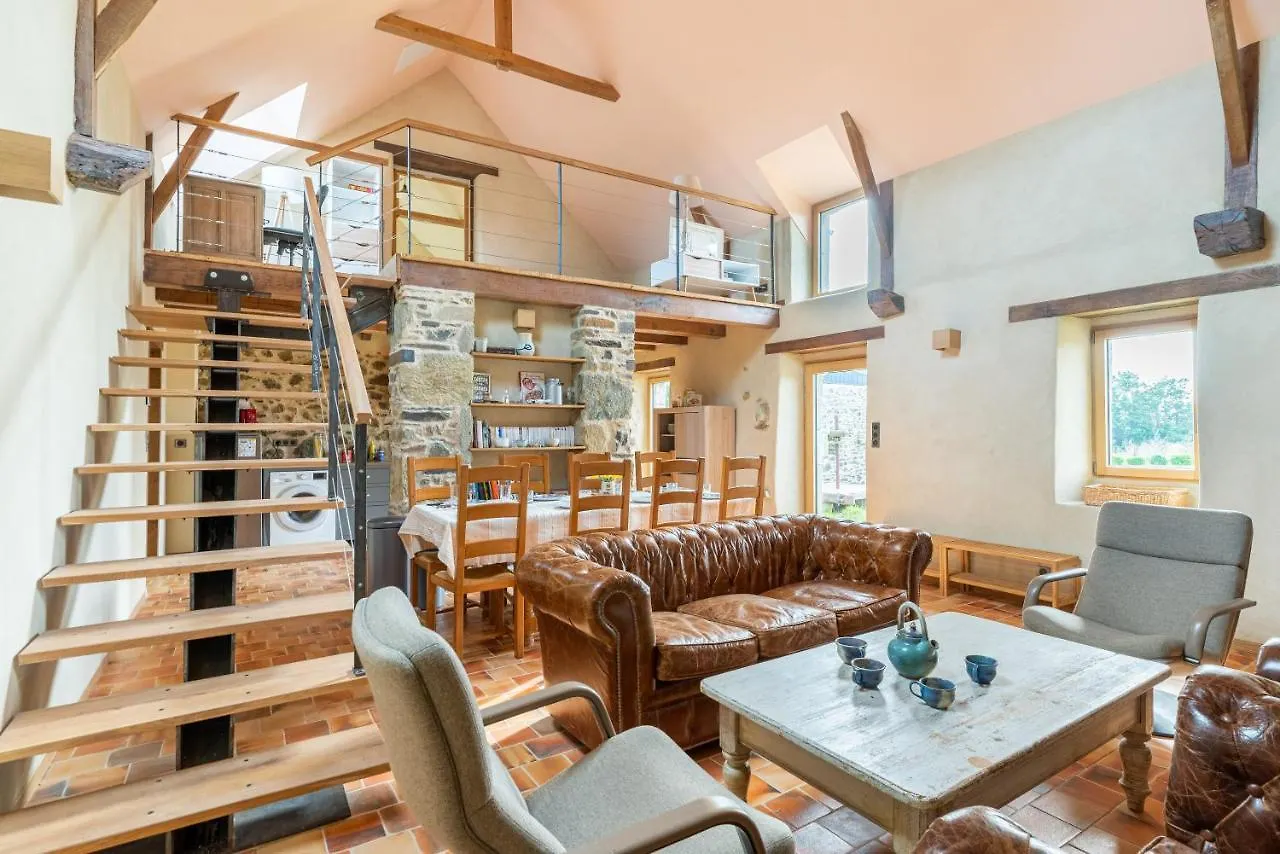 Le Vieux Pressoir Villa Pleboulle 0*,